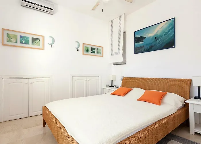 La Marina By Interhome دينايا